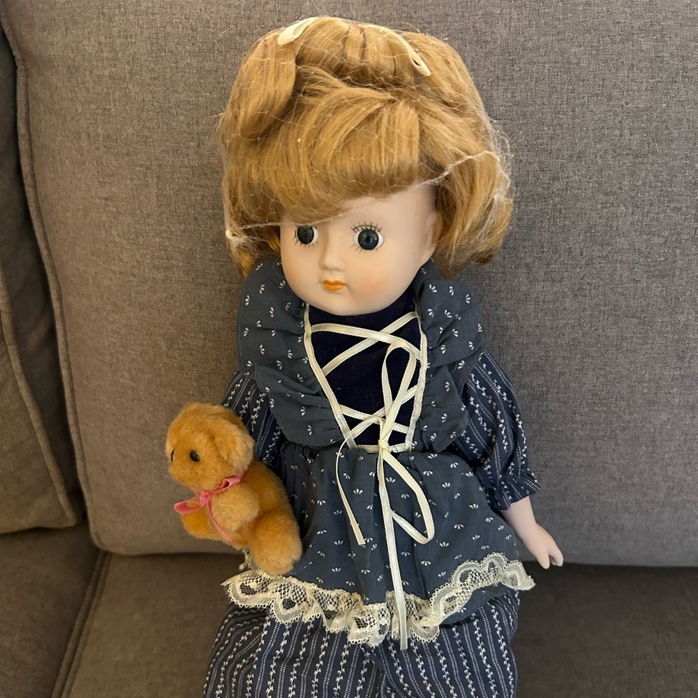 Vtg composition Spanish/Mexican folk doll